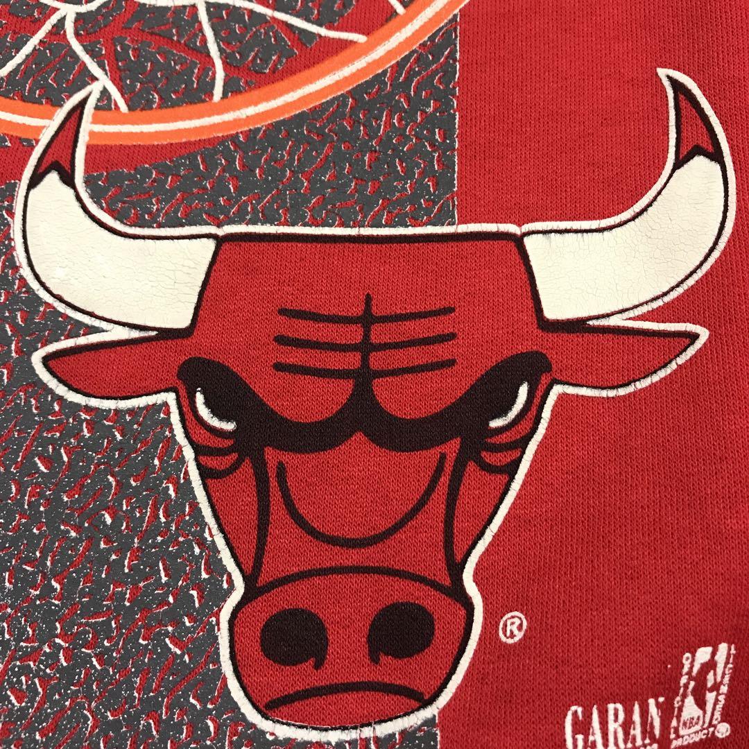 90'sビンテージ古着！アメリカ製 NBA シカゴ ブルズ￼￼ スウェット