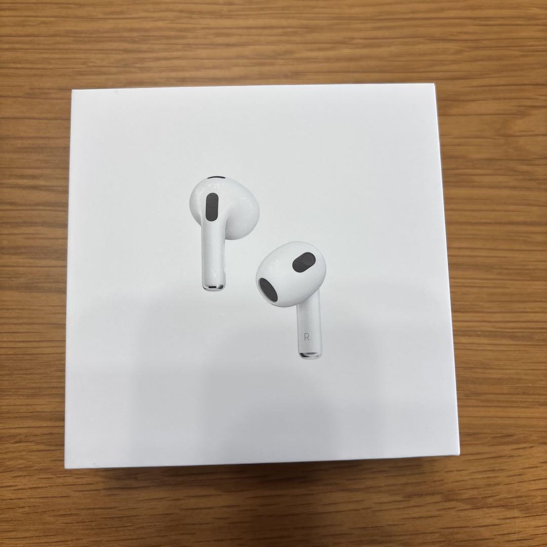 AirPods第3世代 ホワイト 充電ケーブル付き