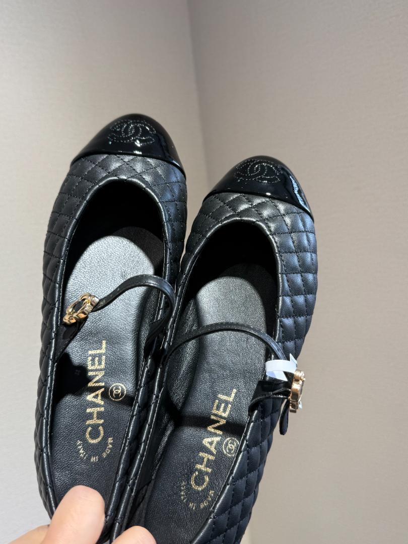 CHANEL ユニフォーム　￼ブラック バレエフラットシューズ 24 CHANEL ユニフォーム￼ブラック バレエフラットシューズ 24