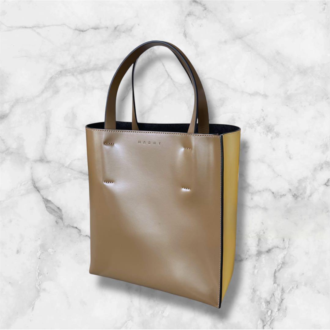 新品未使用　MARNI Museo トートバッグ　ハンドバッグ　ムゼオ