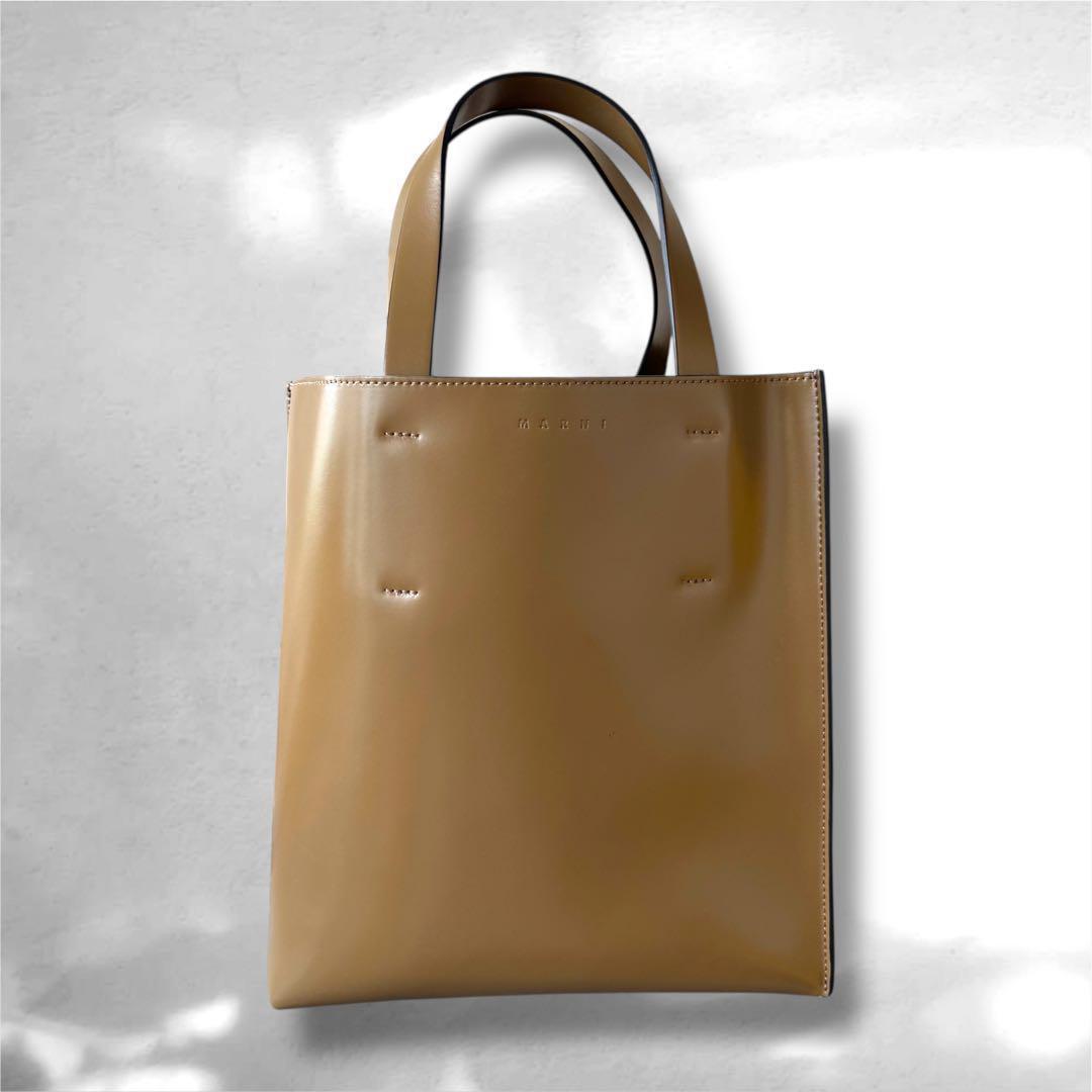 新品未使用　MARNI Museo トートバッグ　ハンドバッグ　ムゼオ