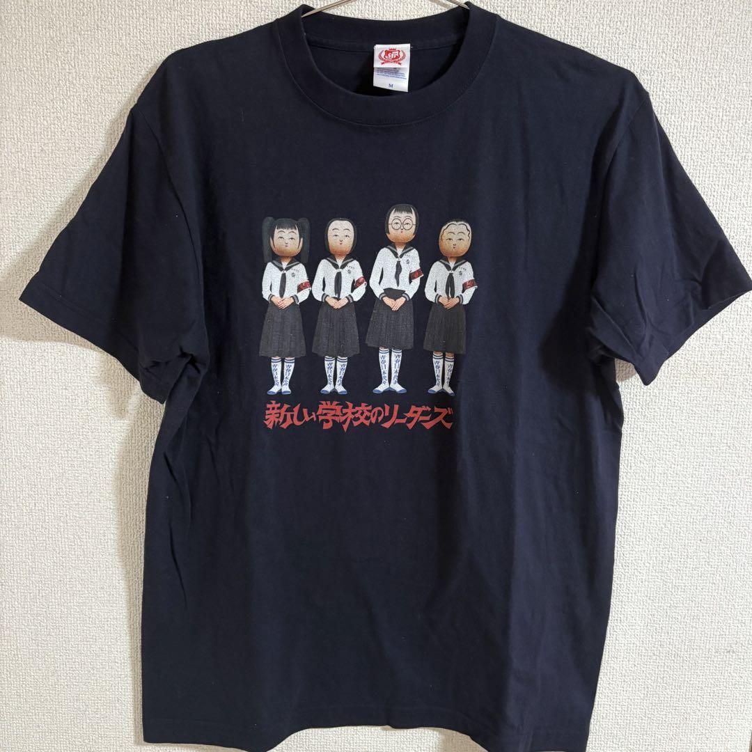 マ人間こけしTEE【ASOBIMALL(アソビモール)】