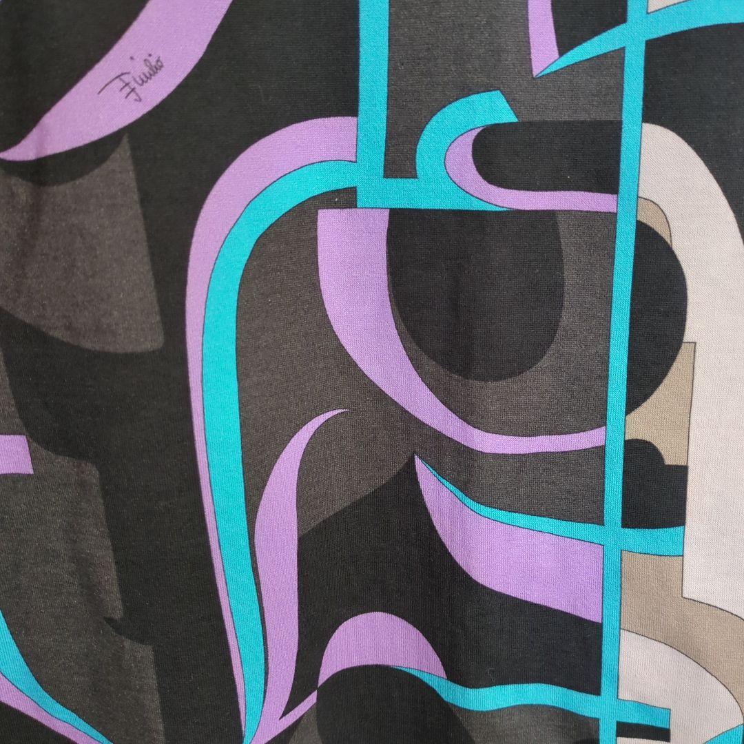 新品未使用】 EMILIO PUCCI 個性的、グラフィック Tシャツ L