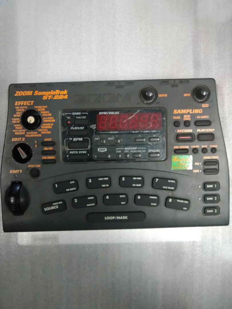 Zoom SampleTrak ST-224