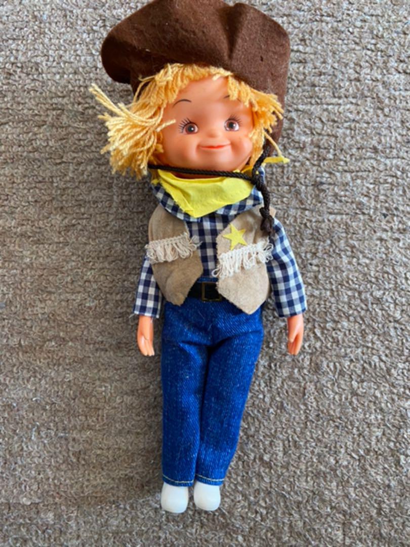 メルカリ ヴィンテージ 東京ディズニーランド イッツ ア スモールワールド ソフビ人形 キャラクターグッズ 6 500 中古や未使用のフリマ メルカリ ヴィンテージ 東京ディズニーランド イッツ ア スモールワールド ソフビ人形 キャラクターグッズ 6 500 中古や未使用のフリマ