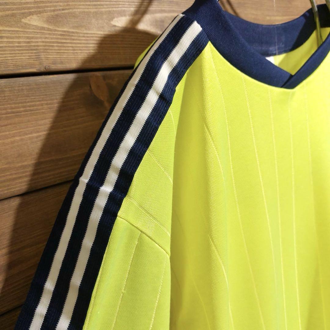 90s old adidas アディダス フェードTシャツXL相当 グリーン 90s USA製 adidas アディダス 蛍光イエロー ゲームシャツXL