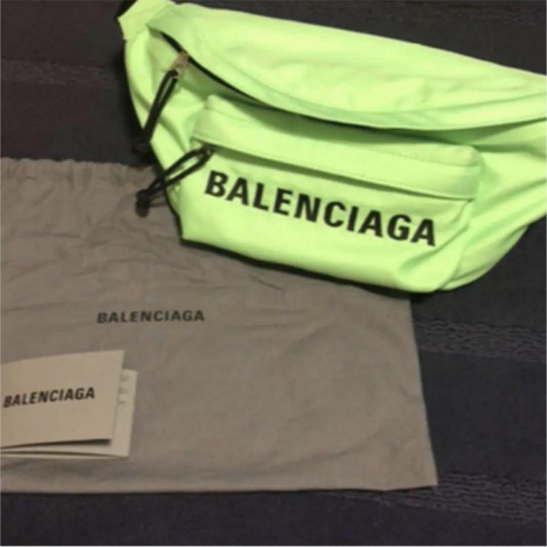 BALENCIAGA★ボディバック