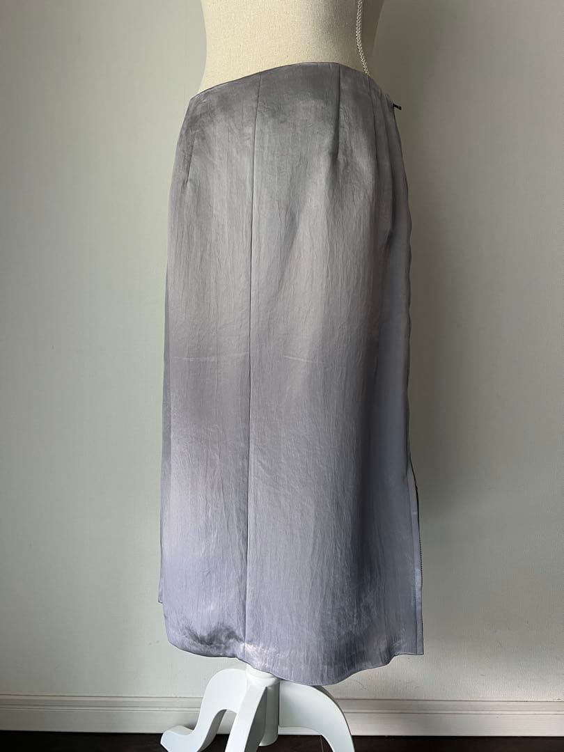 ビーティングハート シルバーサテン両サイドジップスカート ビーティングハート シルバーサテン両サイドジップスカート