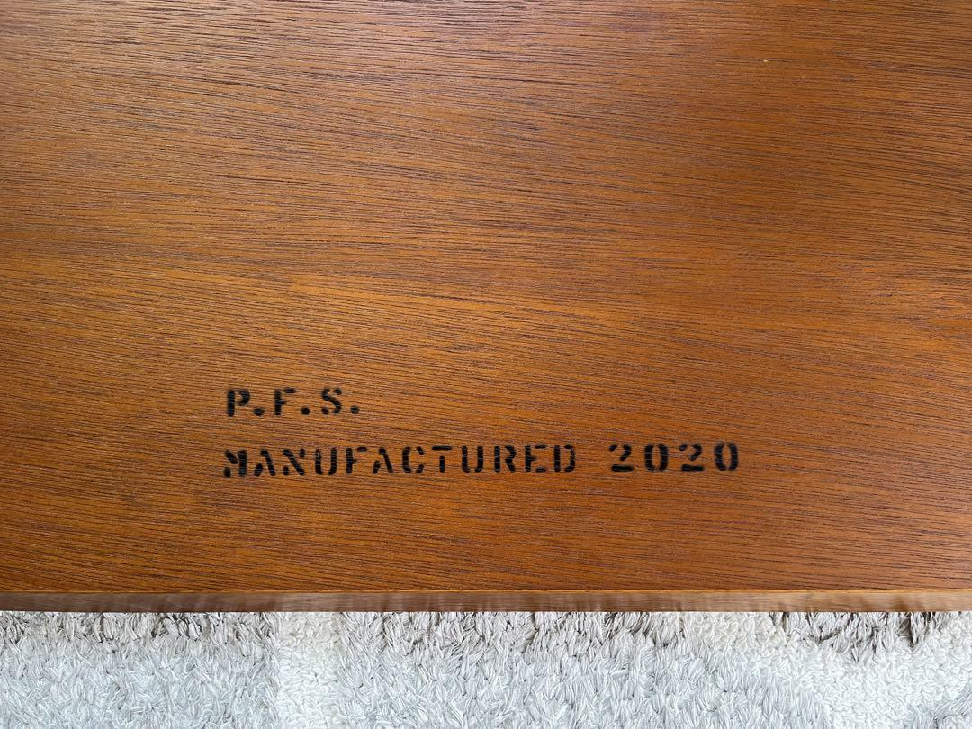 PACIFIC FURNITURE SERVICE テーブル