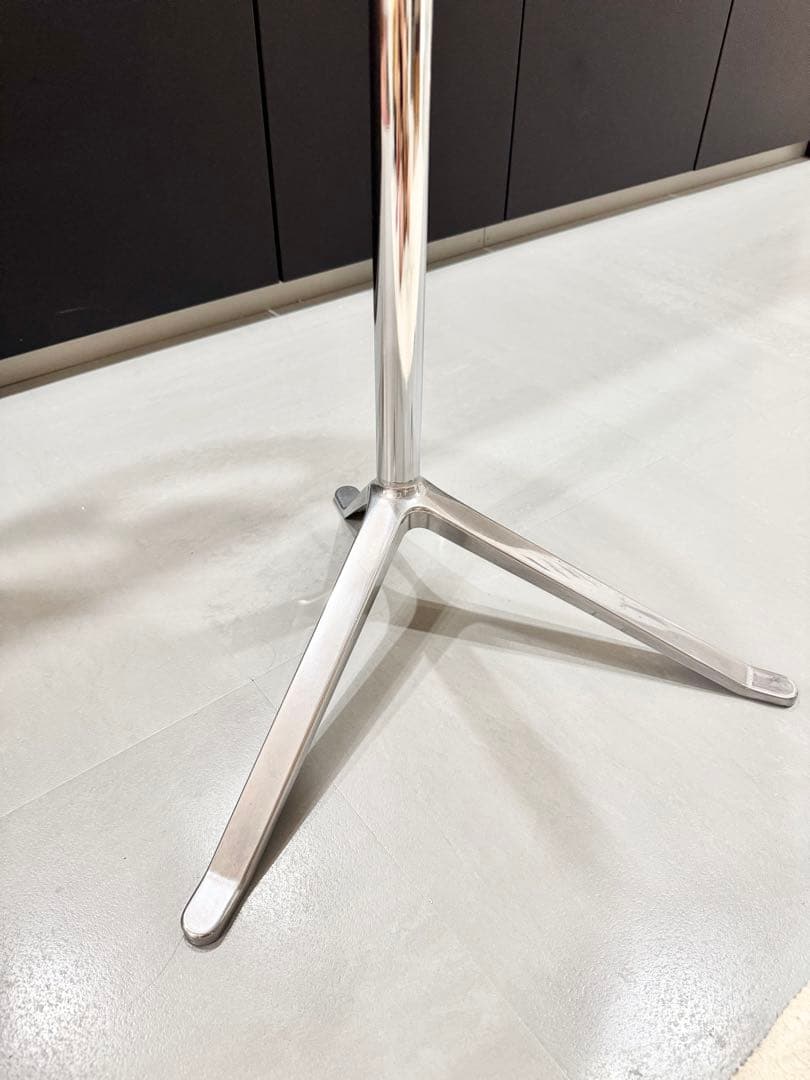 サイドテーブル‎Fritz