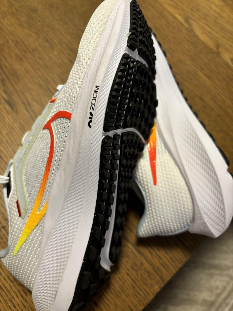 新品　NIKE エアズームペガサス40 ランニングシューズ　スポーツ　24