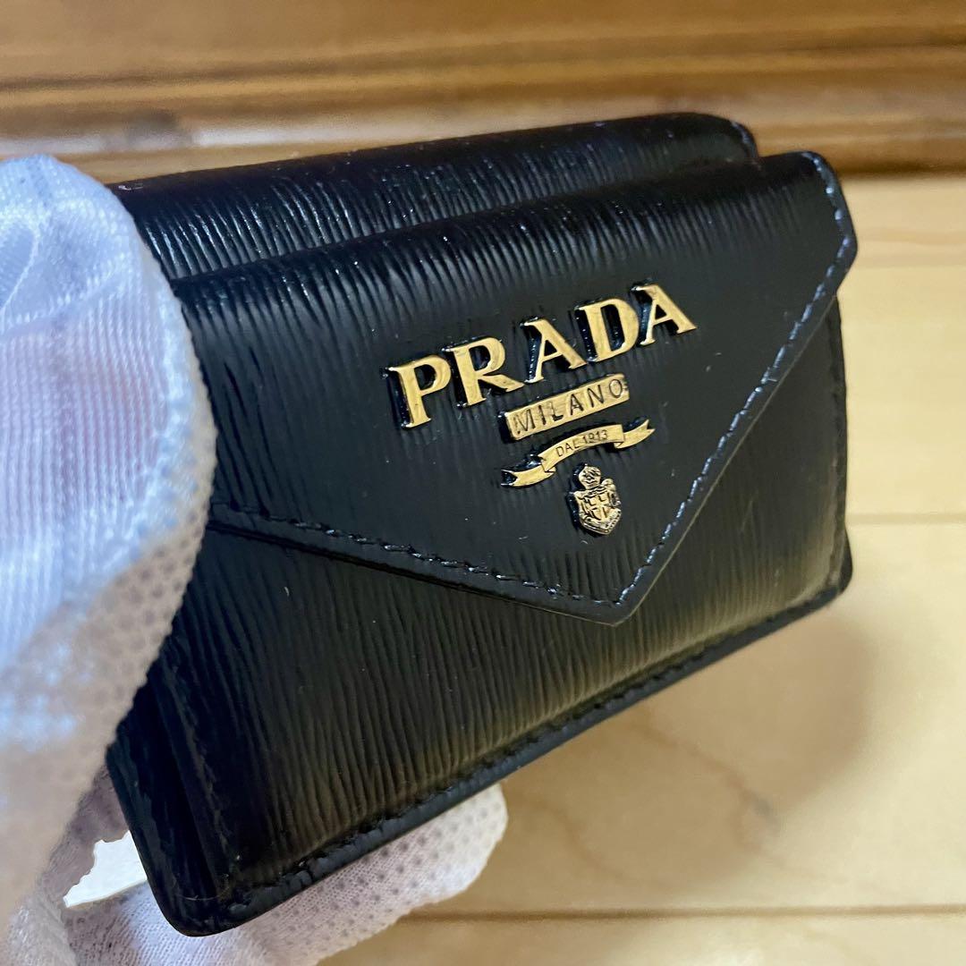 PRADA プラダ ミニ 3つ折り財布