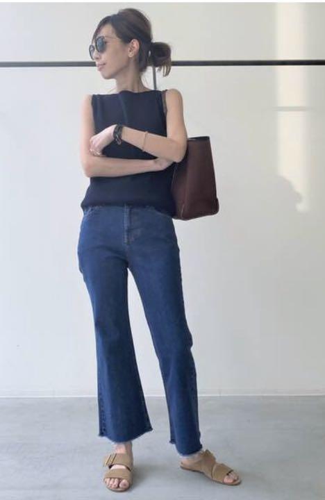 L'Appartement CROPPED FLARE DENIM L'Appartement CROPPED FLARE DENIM