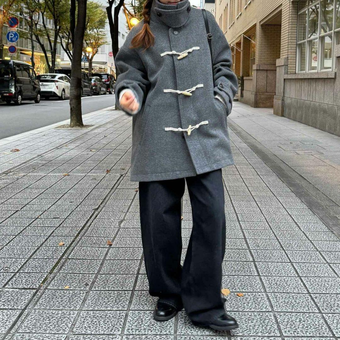 グレー ダッフルコート