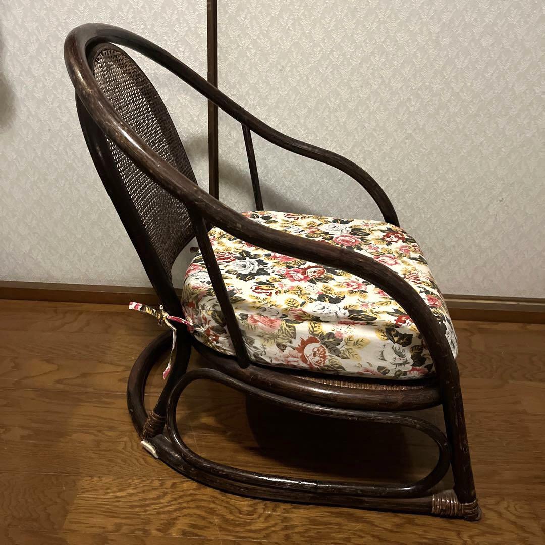 ラタンチェア　藤椅子　クッション付き
