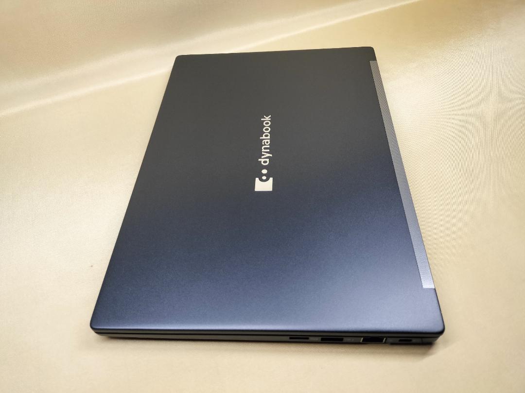 東芝　Dynabook G83/KW　高性能　2023年モデル(K-233)