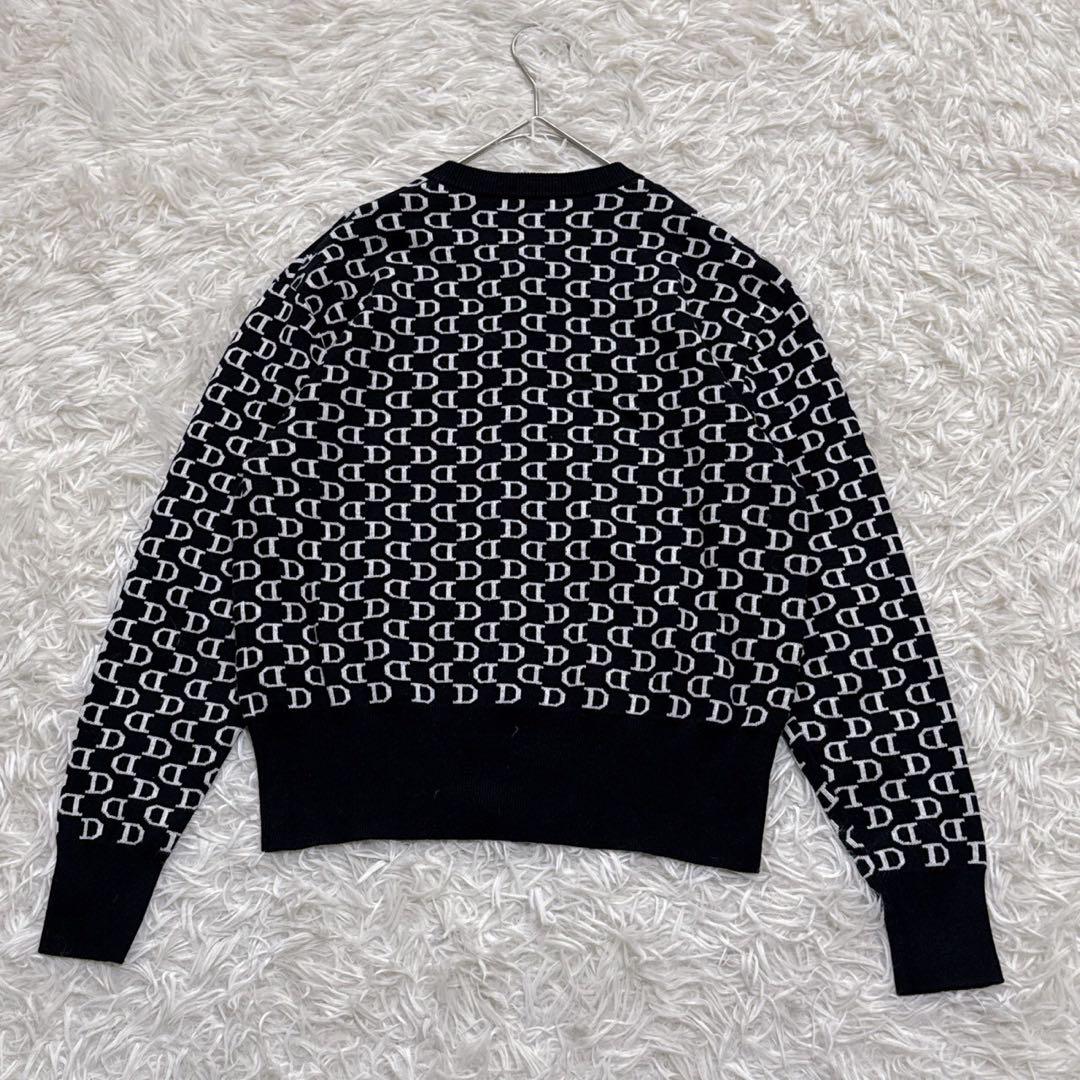 ★大人気商品★ 美品 『ドレステリア』 (36) 総柄クルーネックカーディガン トップス