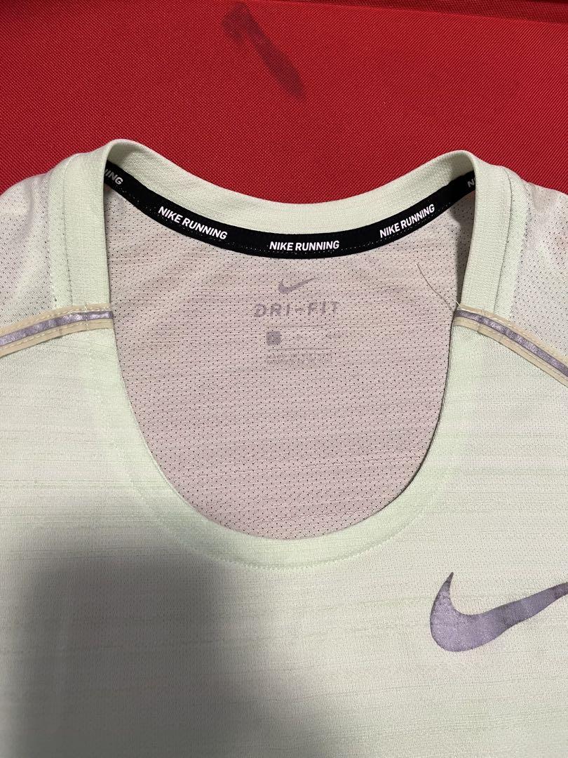 Nike ランニングシャツ ヴェイパーフライ エアロスイフト