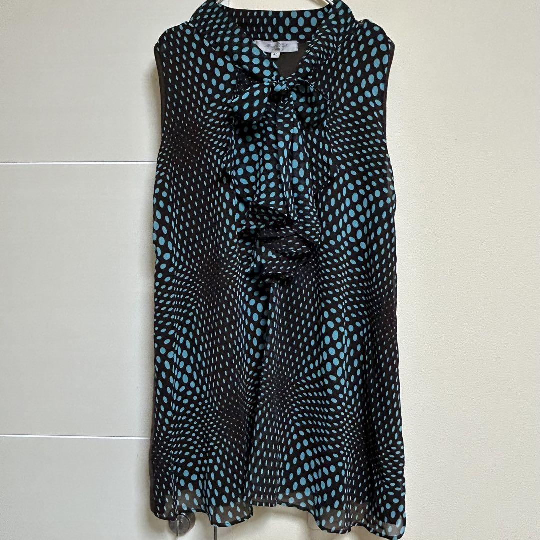 ✨美品✨Moda Club ノースリーブチュニック 黒と水色のドット柄