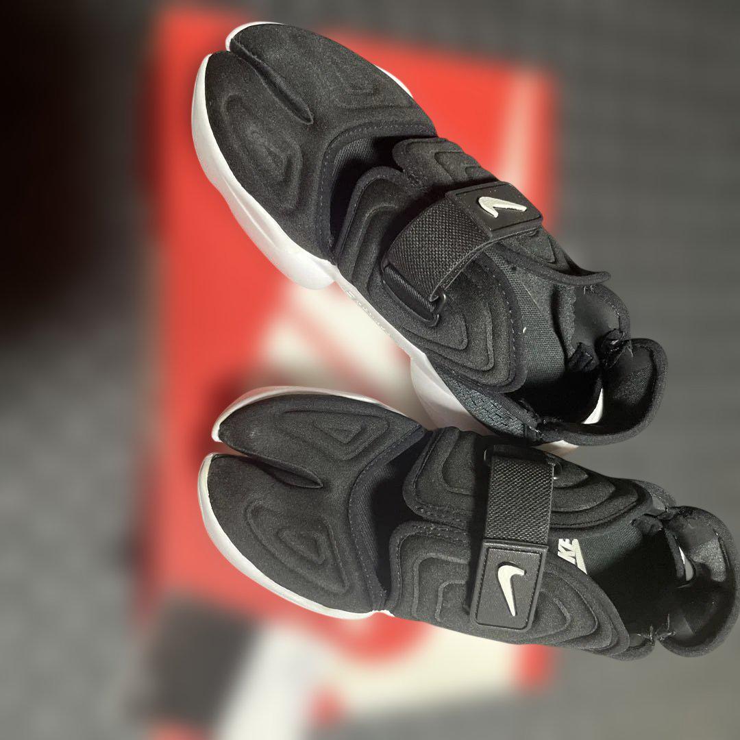 NIKEナイキ ウィメンズアクアリフト 23.5センチ - メルカリ