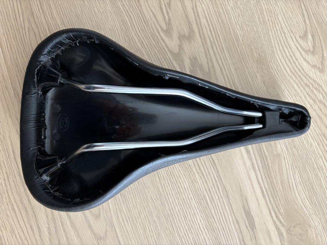 cinelli チネリ SADLLE サドル ウニカニトールサドルバリーマクギー