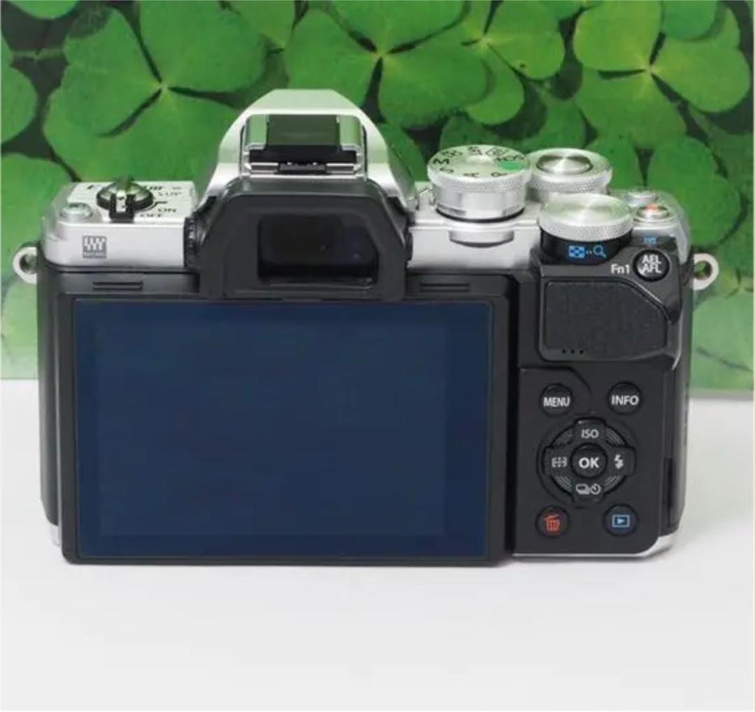ーナーⅷ 超美品 OM-D E-M10 Mark Ⅲ❤️望遠レンズ CScvB-m14679963871 Wi-Fi&高速連写 ▍キズなどの