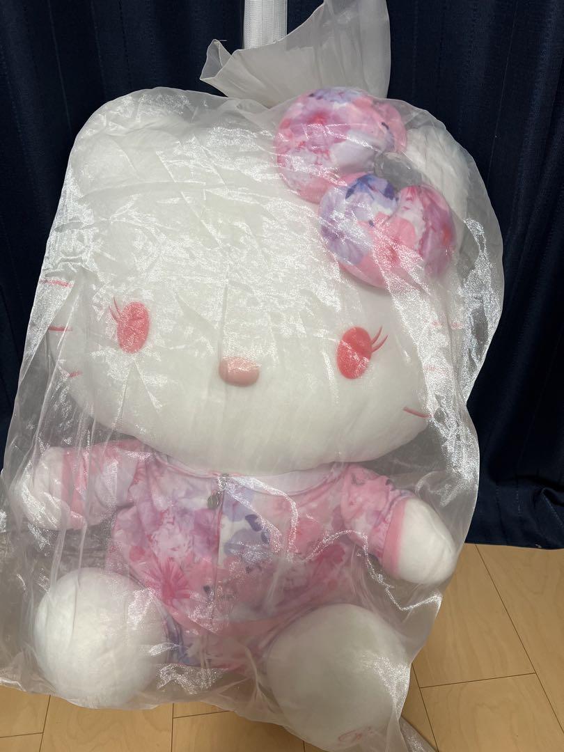 Rady希少ノベルティービッグキティーちゃん