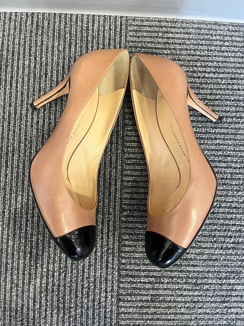 パンプス24cm・Giuseppe Zanotti