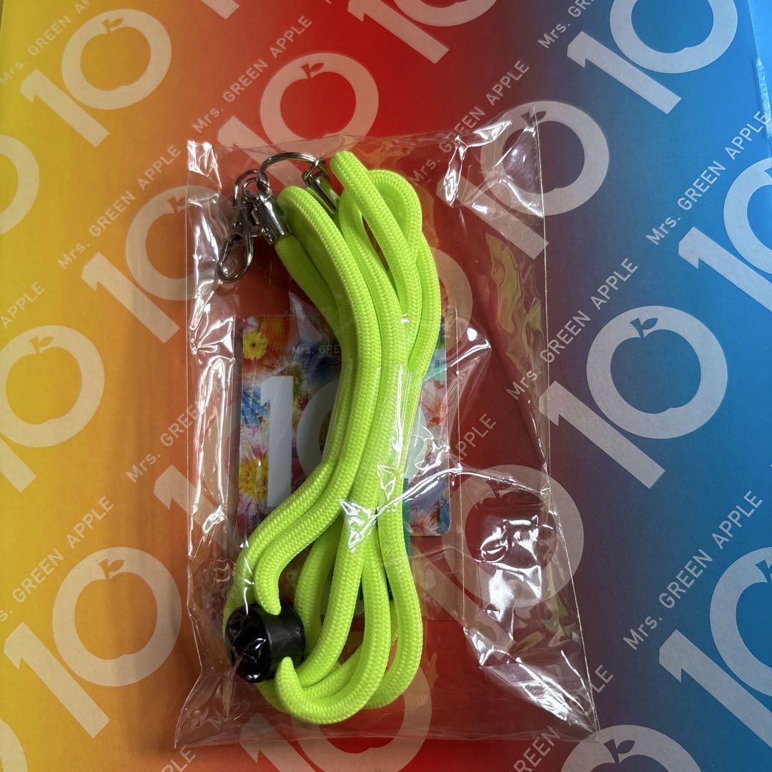 ミセス アルバム特典 ショルダーバッグ Amazon.co.jp: 【限定特典スマホショルダー(ロゴ使用)付き】 Mrs