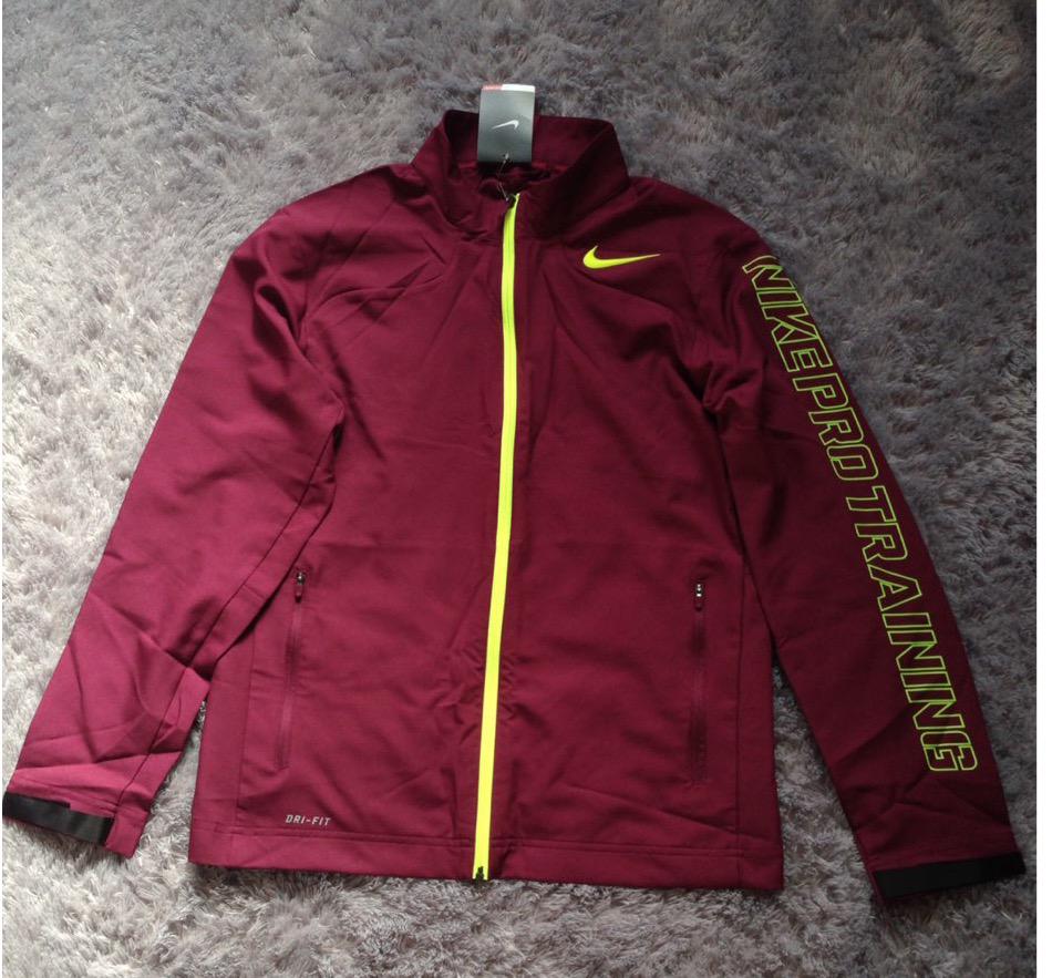 ✨新品/L✨ナイキトレーニング セットアップ