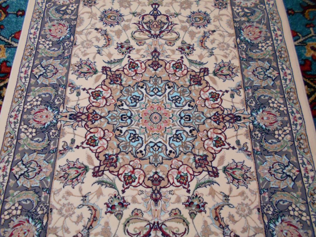 170万ノット！輝く、多色織絨毯！本場イラン産 70×120cm‐134001