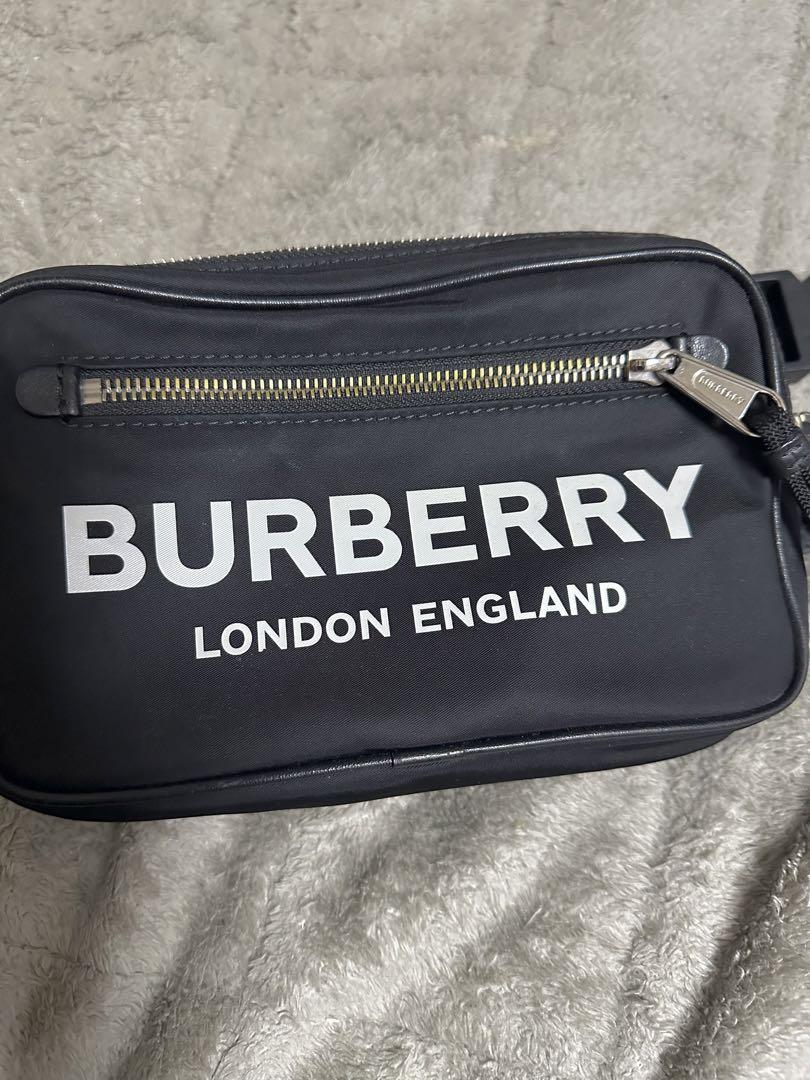 Burberry ナイロン　ショルダーバッグ
