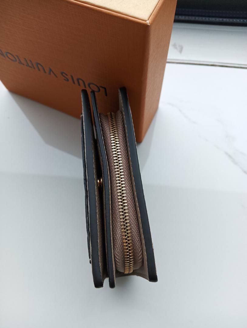 LOUIS VUITTON アンプラント ポルトフォイユ・クレア