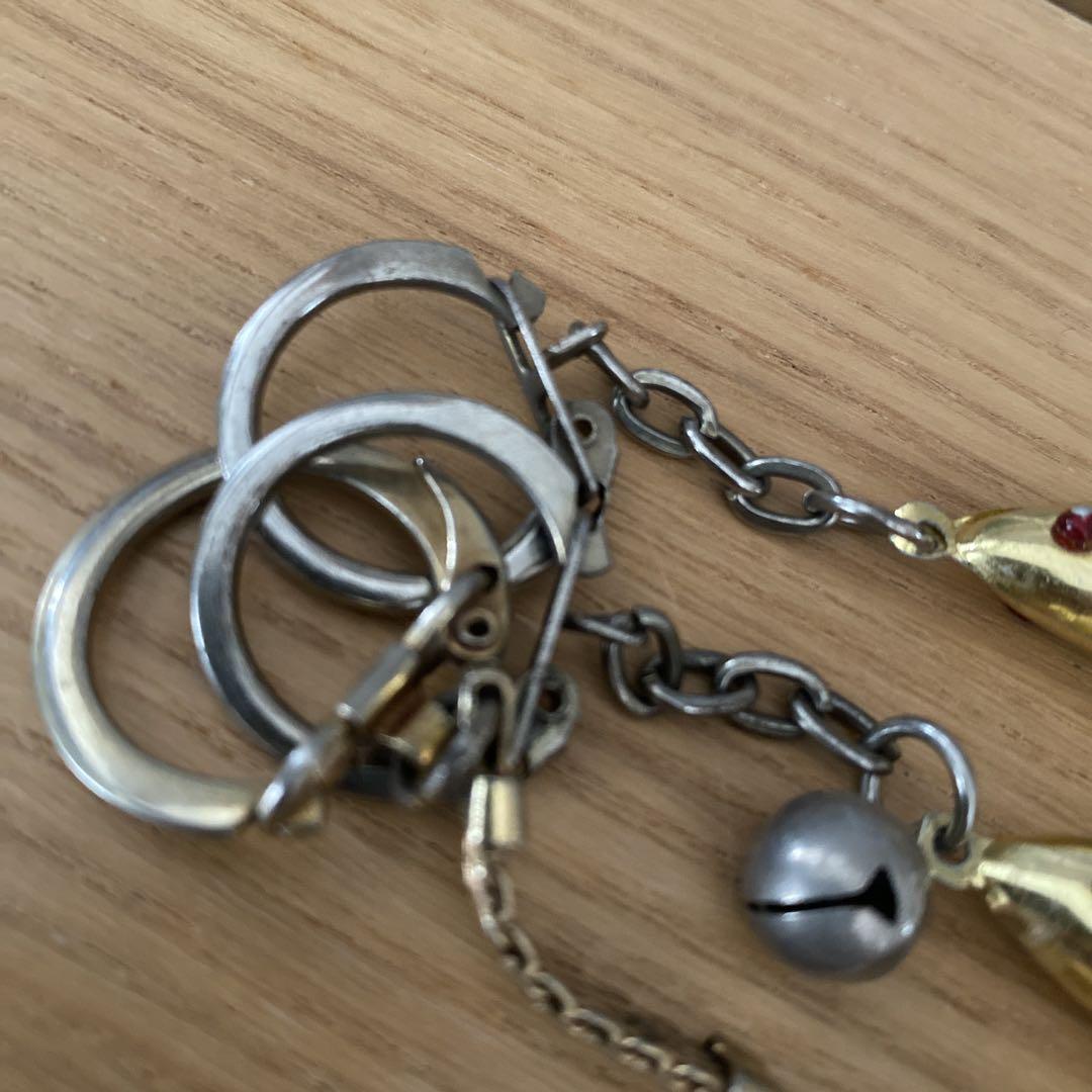 金の魚 キーホルダー 3匹 昭和レトロ - メルカリ