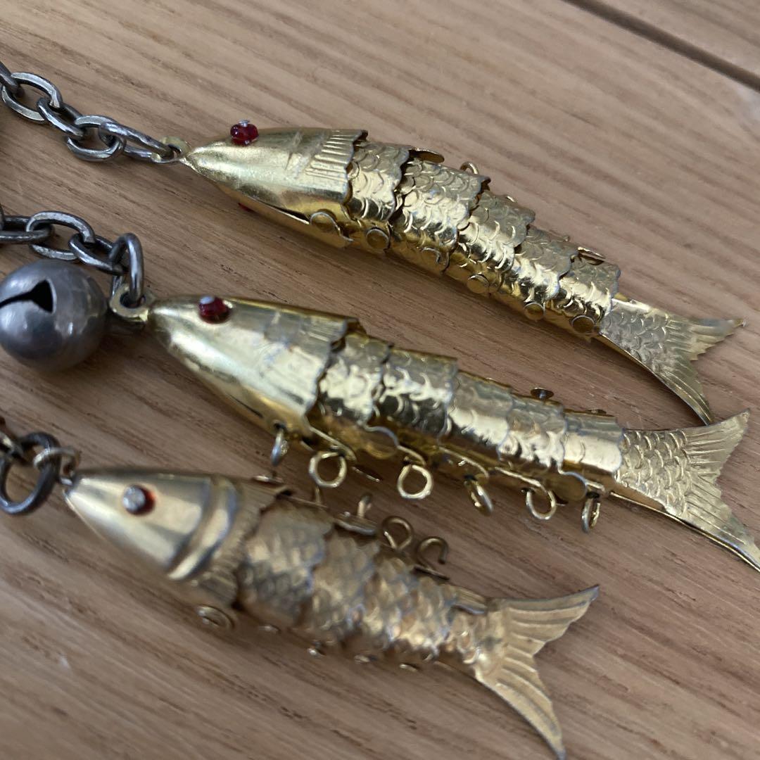 金の魚 キーホルダー 3匹 昭和レトロ - メルカリ