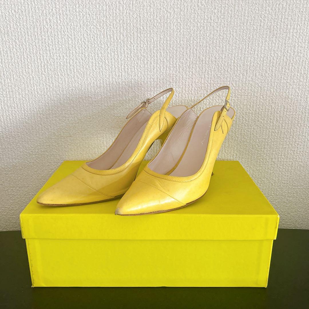 DKNY イエローハイヒール　24.5cm