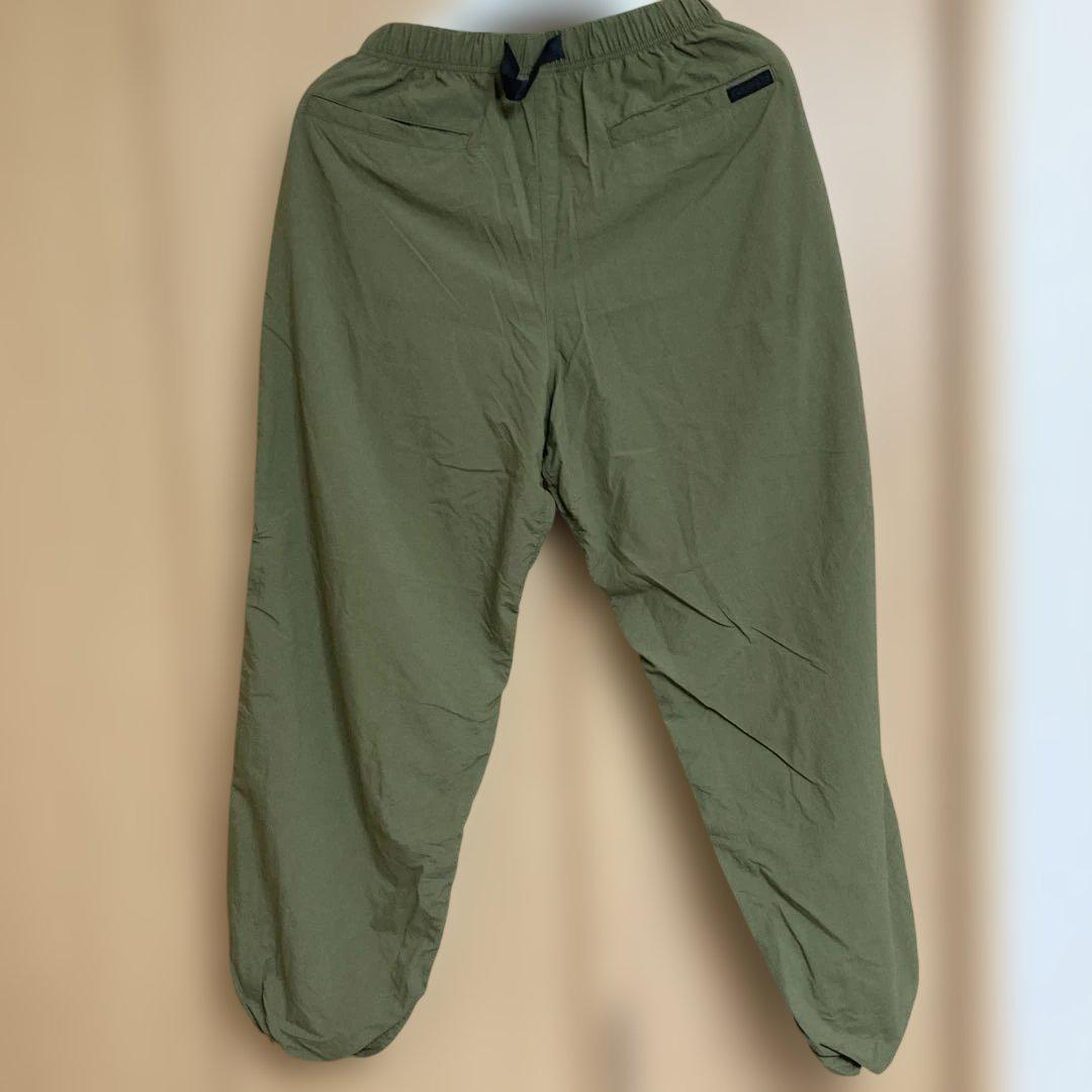 グラミチ　軽量オリーブ色パンツ M