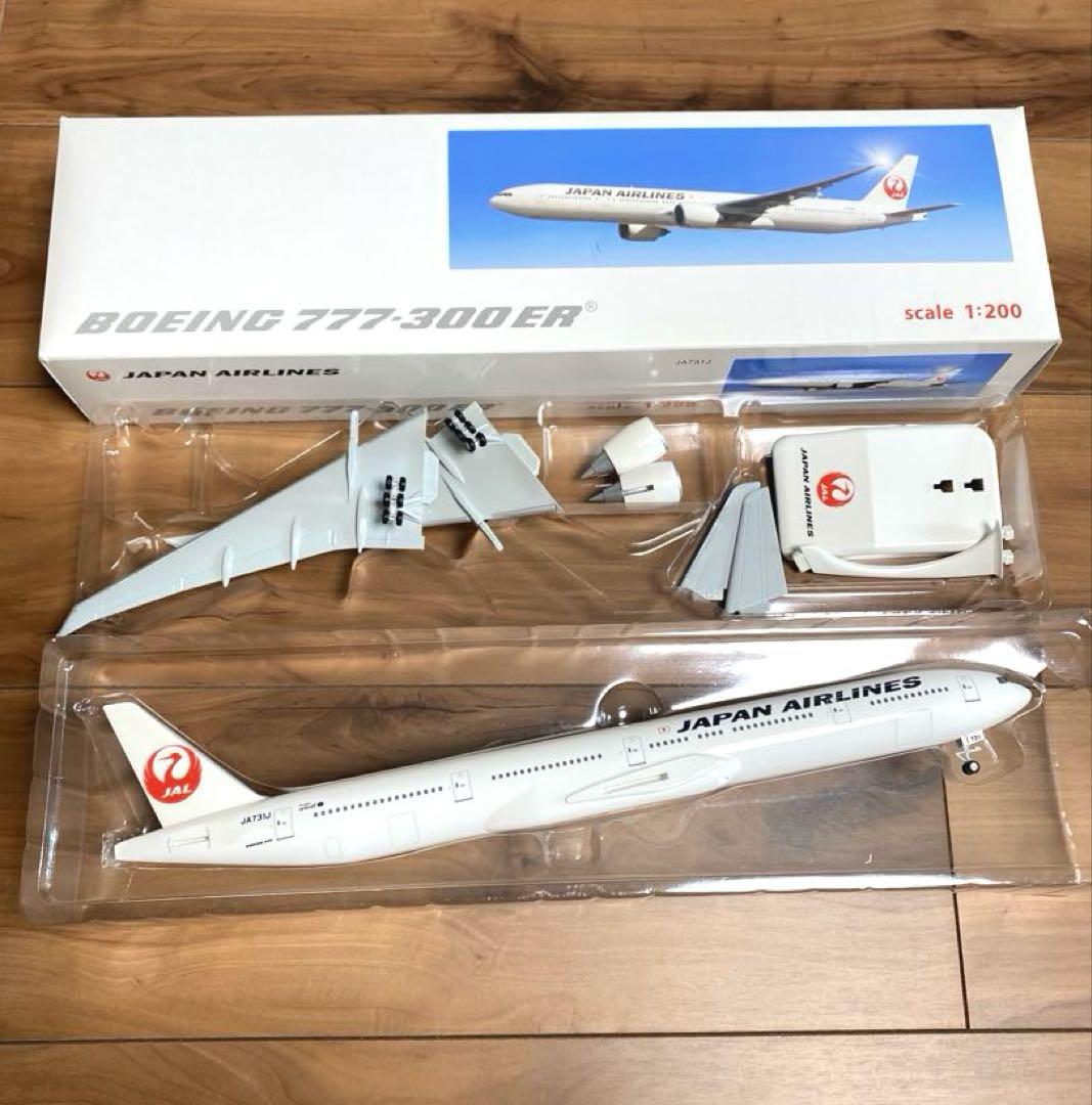 【ほぼ新品】JAL 日本航空　Boeing 777-300ER 1/200