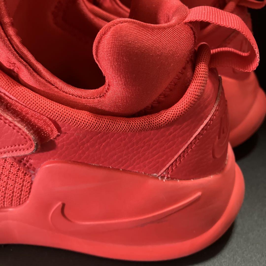 Nike レッド ハイカット シューズ