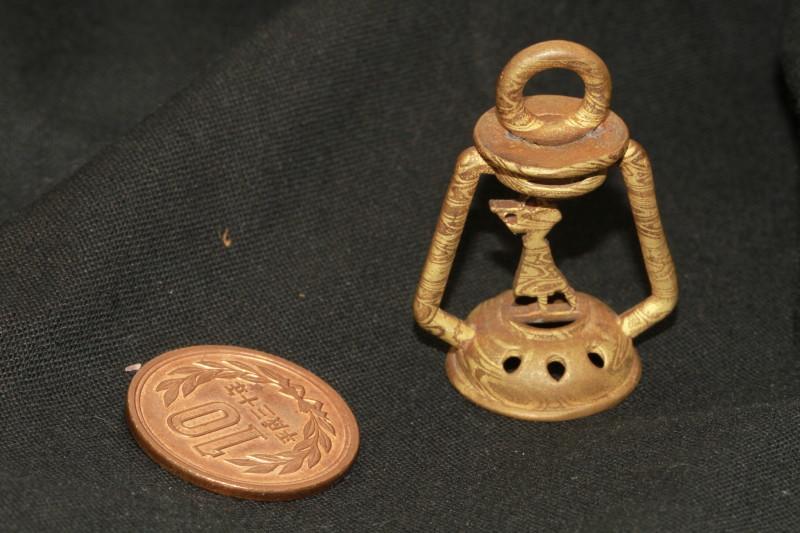 バイオリニスト　ブラス製アクセサリー
