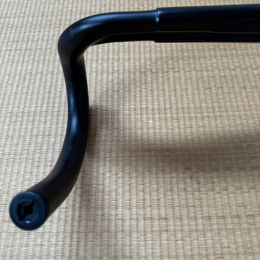 美品キャニオン CANYON H36ドロップハンドル390mm ロードバイク 美品○キャニオン CANYON H36ドロップハンドル○390mm ロードバイク