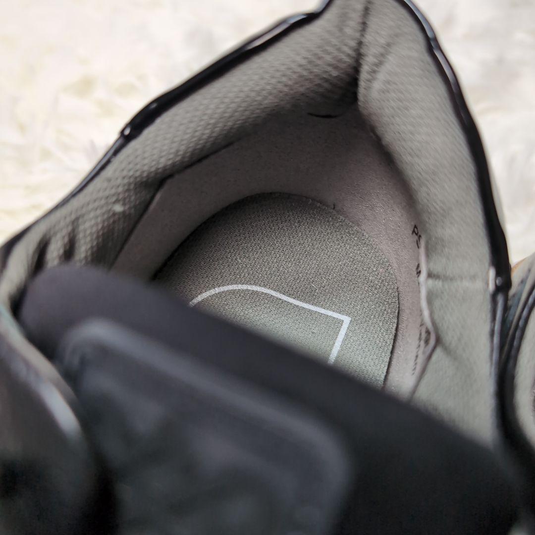 未使用級　fitfit アウトステッチビジュー　黒スニーカー　厚底トラックソール