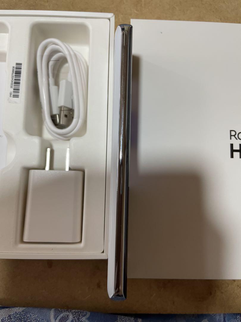 Rakuten Hand 4G 64GB P710 ホワイト