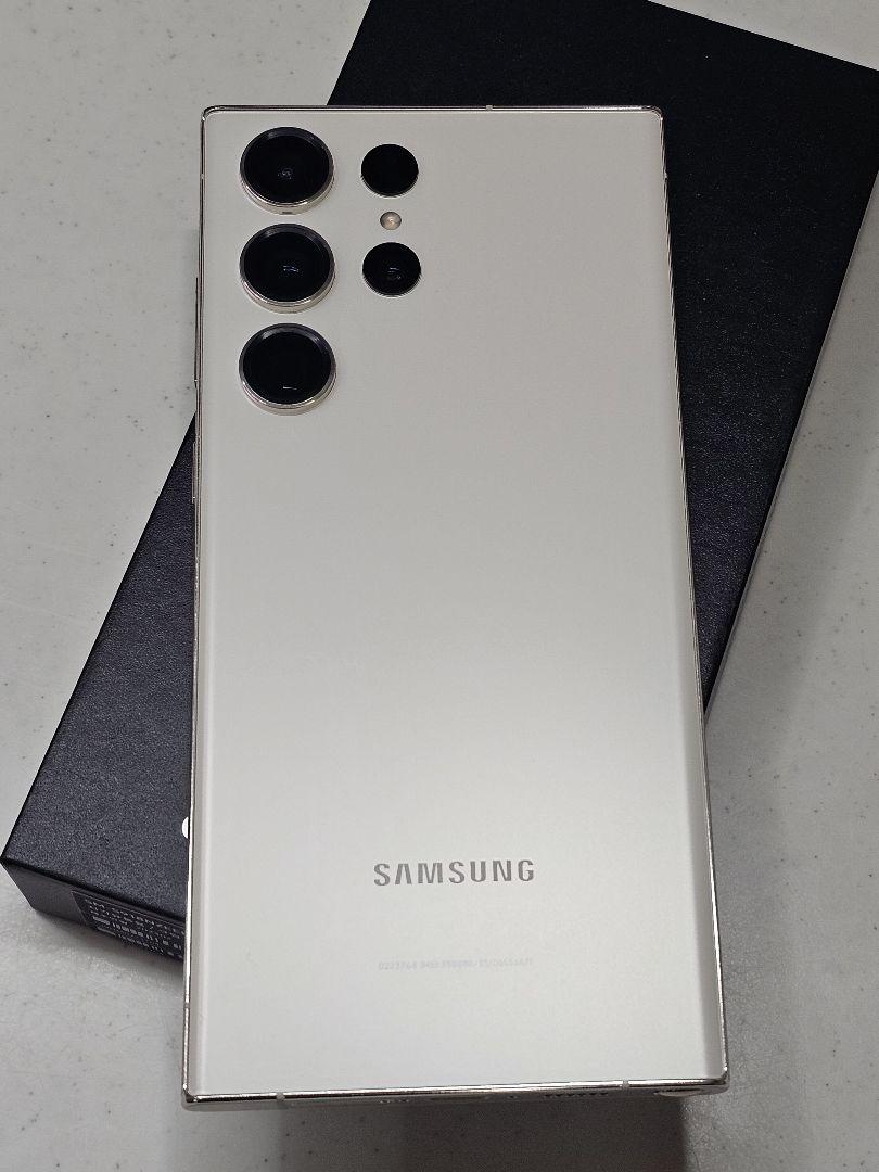 GalaxyS23Ultra 値下げ‼️クリーム 256GB韓国版 極美品‼️