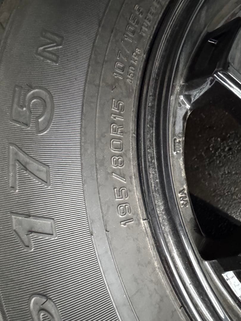 ダンロップSP175N 195/80/15アルミセット ダンロップSP175N 195/80/15アルミセット