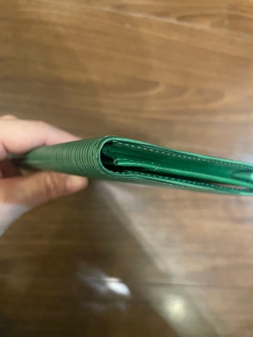 LOUIS VUITTON ルイヴィトン エピ 長財布 LOUIS VUITTON ルイヴィトン エピ 長財布