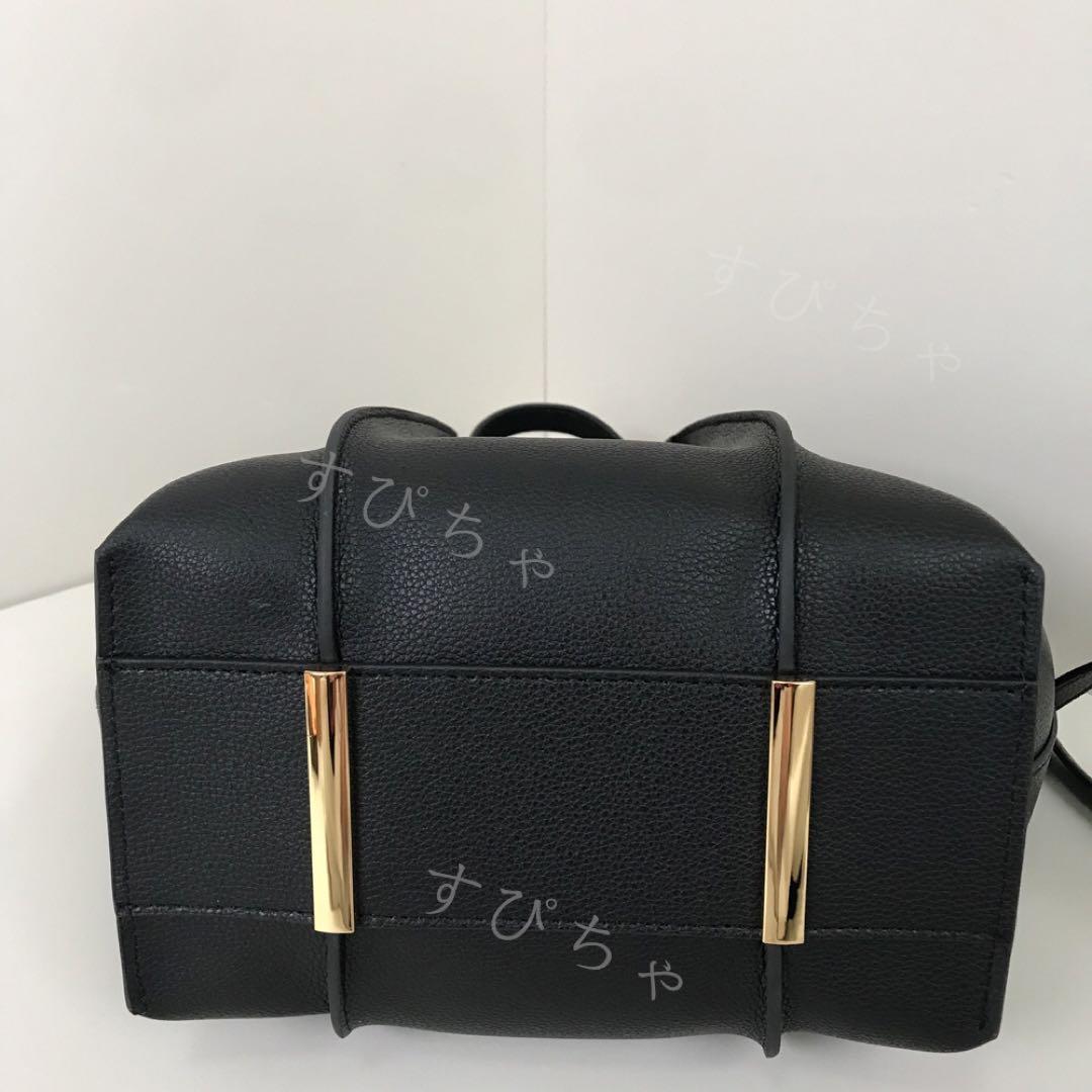 トッズ　T タイムレス レザー トートバッグ