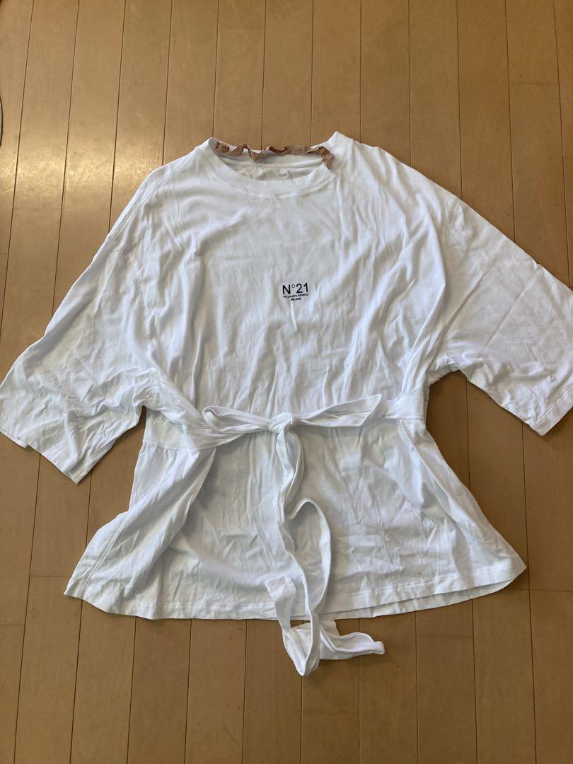 ヌメロヴェントゥーノロングTシャツ