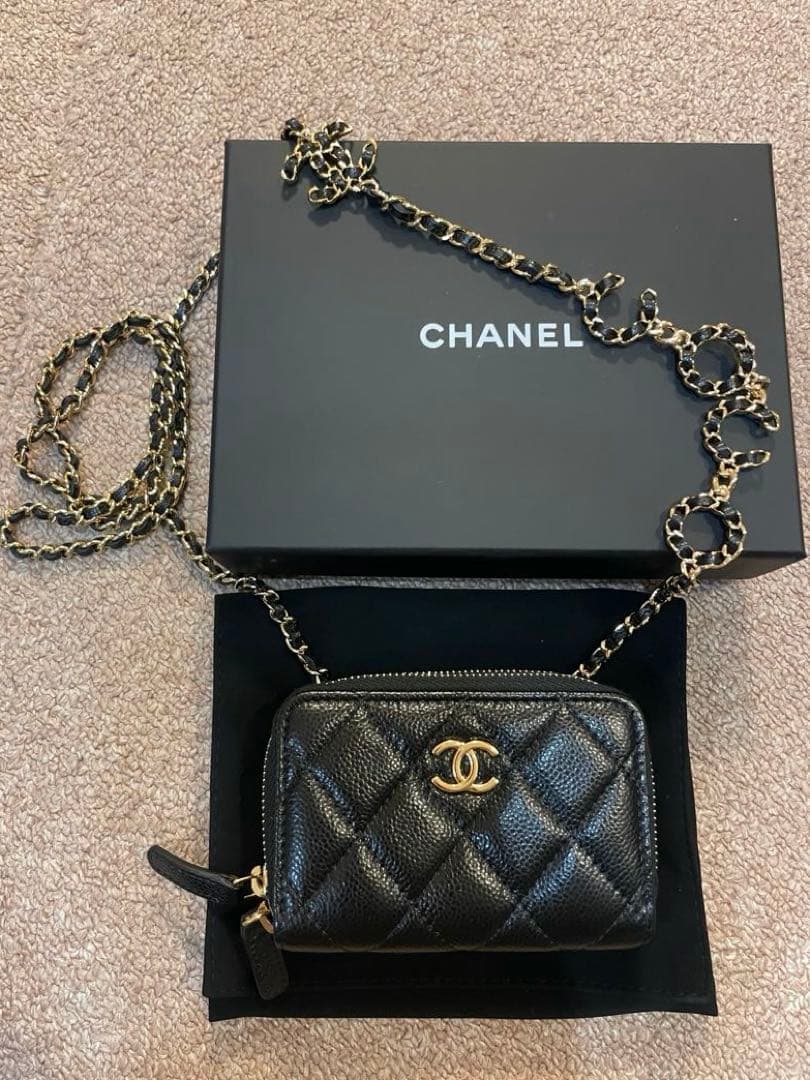 シャネル CHANEL ミニチェーンウォレット