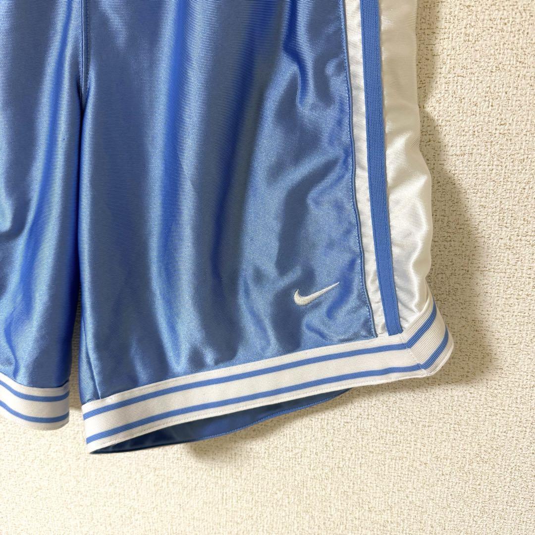古着 NIKE ナイキ ノースカロライナ ハーフパンツ イージー